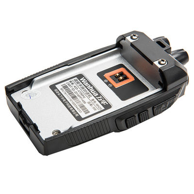 Professionele draagbare UHF-walkie-talkie met 2,5ppm frequentiestabiliteit en encryptie