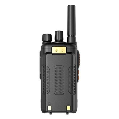 Professionele DMR Digital Walkie Talkie met GPS APRS 5W RF Power en 20km Talk Range