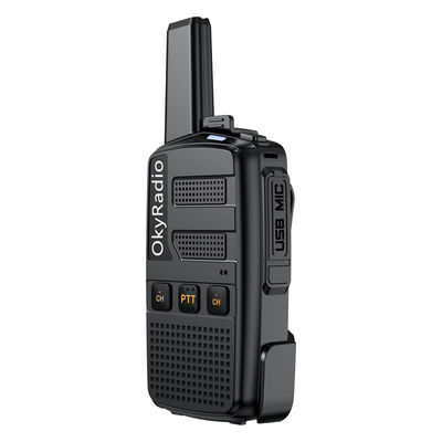 5W draagbare tweerichtingsradio's in zwarte kleur met oplaadbare batterij en USB-oplader