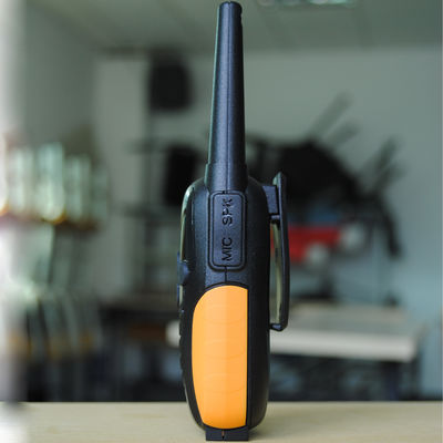 Handheld Walkie Talkie Dual Band VHF UHF Draagbare digitale radio met volledige batterij Intercoms