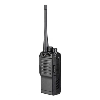 2000 mAh batterijcapaciteit Dual-Band Walkie Talkie voor hotel en buiten 5W 400-470MHz