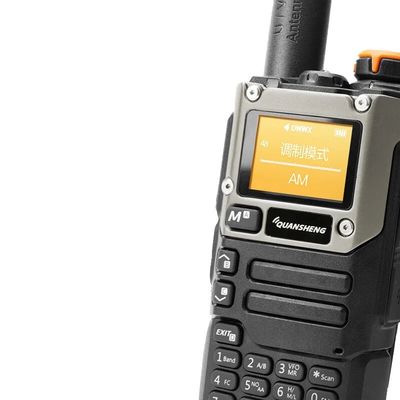 Dubbele band analoog radio tweeweg walkie-talkie zwart handheld voor soepele communicatie