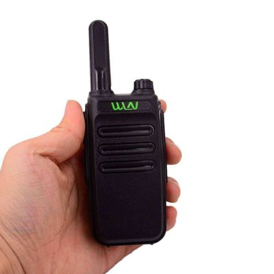 1-5KM Communicatie UHF 400-470MHz VHF Radio DC3.7V Mini Walkie Talkie 2W/0.5W KD-C30