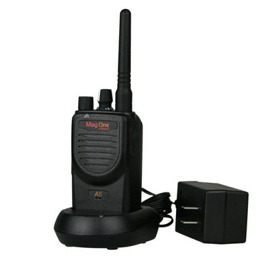 Handheld 5W Two-Way Radio 50km Bereik 1200mAh Batterij UHF/VHF 450-470MHz/136-150MHz