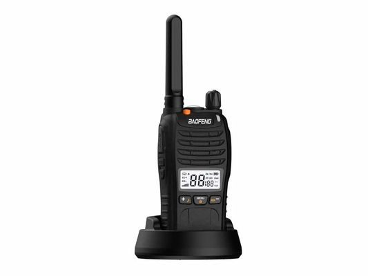 Six Way Charger Walkie Talkie met 136-174/403-527MHZ frequentiebereik en VOX-functie