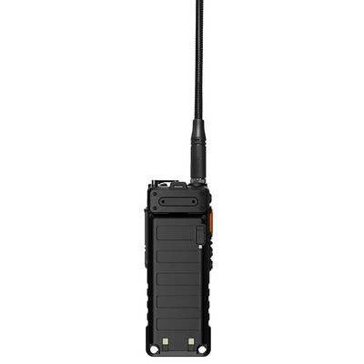 UV-25L Kleurgrote scherm-walkie-talkie met VOX-functie en 4 AAA-batterijen vereist