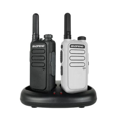 Dual Band Ham Kleurrijke Handheld Walkie Talkie 400-470mhz 16 Kanaal 3.7v Handheld Handheld 3-6km