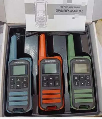 Handheld Terminal Style Mini Walkie Talkie met frequentiebereik 136-174/403-527MHZ